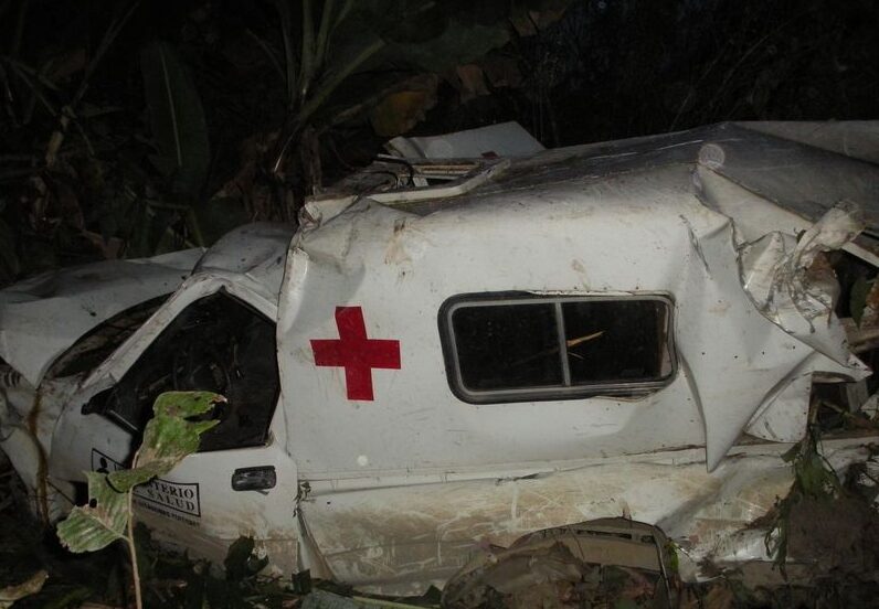 ambulancia_accidente_sandia ambulancia_accidente_sandia